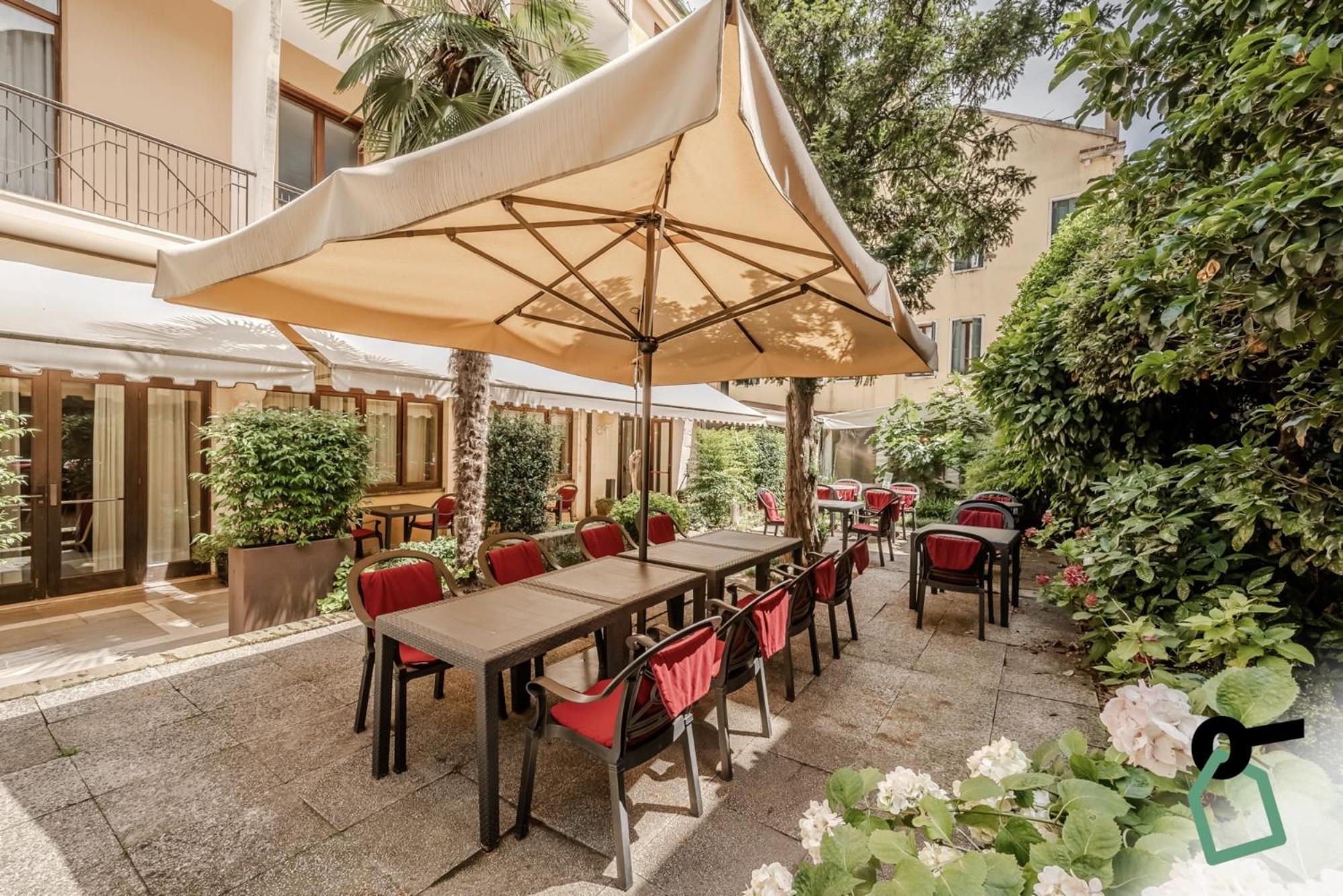 Hotiday Room Collection - Venezia Santa Lucia Exterior photo